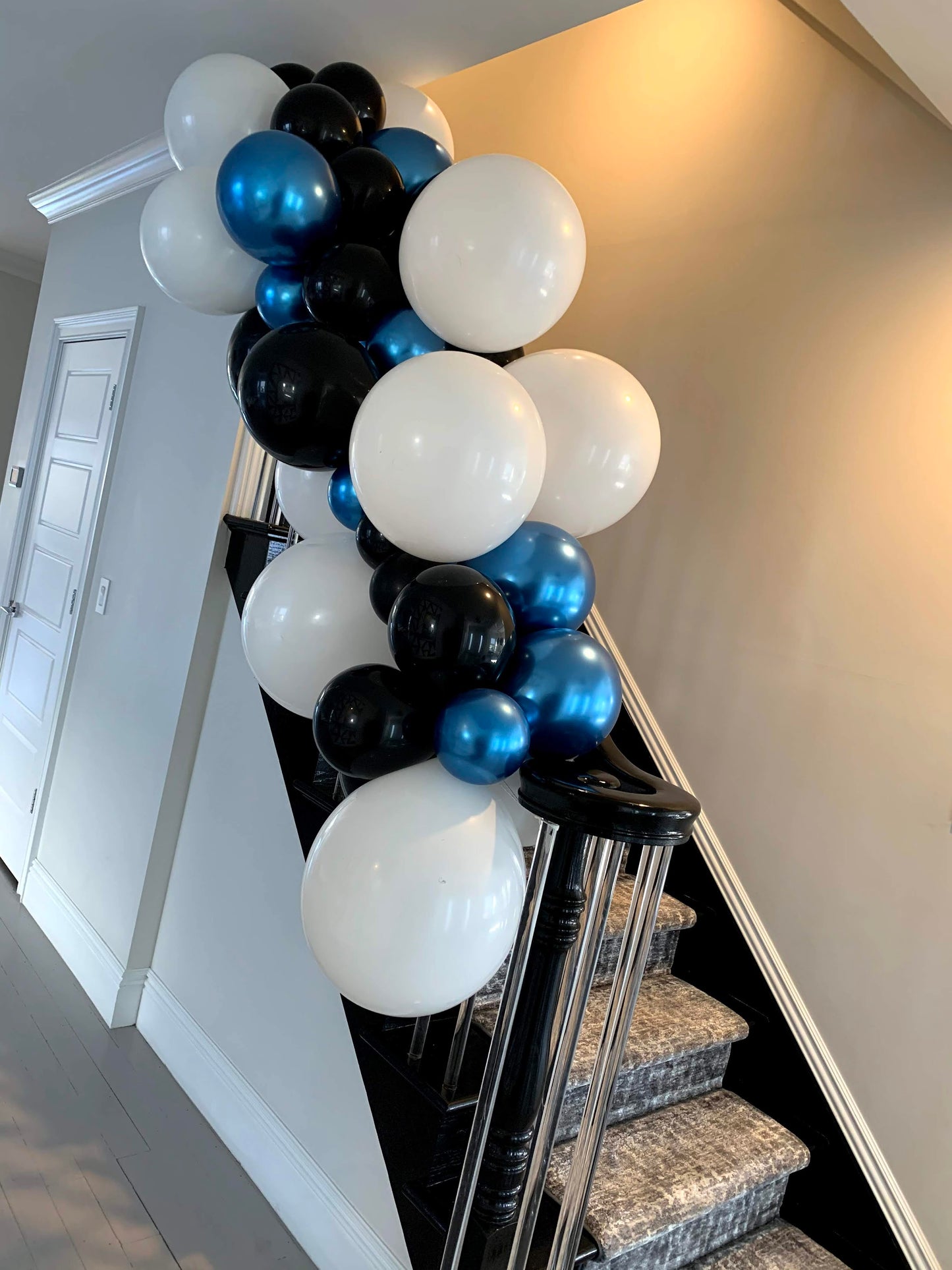 Drop N Go Balloon Garland